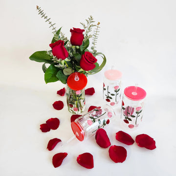 Arrangement dans un vase  Gold Heart Club ( 3roses rouges)